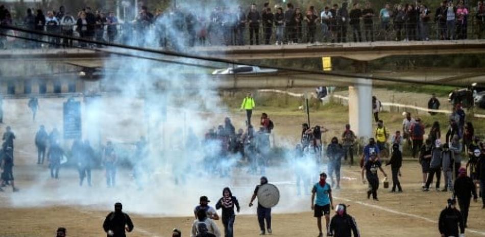Manifestantes durante una protesta contra el gobierno del presidente chileno Sebastián Piñera en Viña del Mar. Martin Bernetti/AFP.