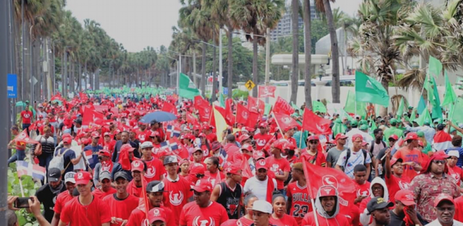 El Partido Reformista participó en la marcha realizada por los partidos de oposición.