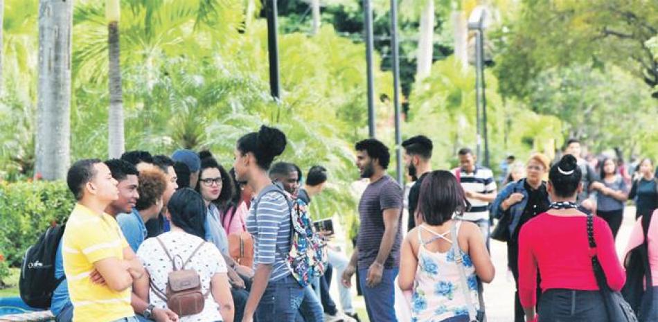 La matricula universitaria dominicana ha registrado una baja de entre un 15 y 40 por ciento a raíz de la crisis de carácter sanitario generada por la pandemia del coronavirus. LISTÍN DIARIO