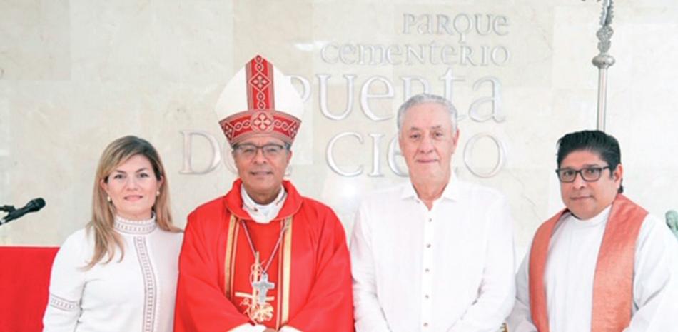 Al finalizar la misa virtual, monseñor Faustino Burgos, se dirigió nuevamente a las madres exhortándoles mantenerse firmes en la fe y les extendió una bendición especial en su día. FUENTE EXTERNA