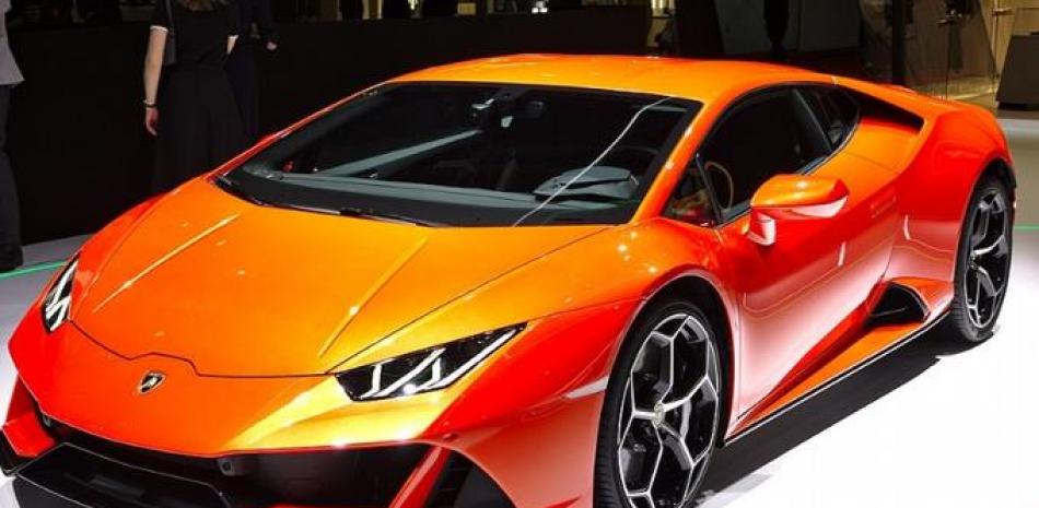 Hombre de Florida gastó fondos de ayuda por covid-19 en un Lamborghini\ Wikipedia