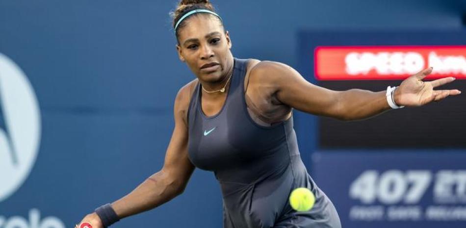 Ls estadounidense Serena Williams tuvo que emplearse a fondo para ganar en su debut en Lexington.