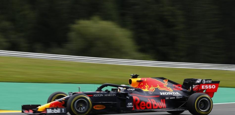 El holandés Max Verstappen dominó el segundo entrenamiento libre en Spa,