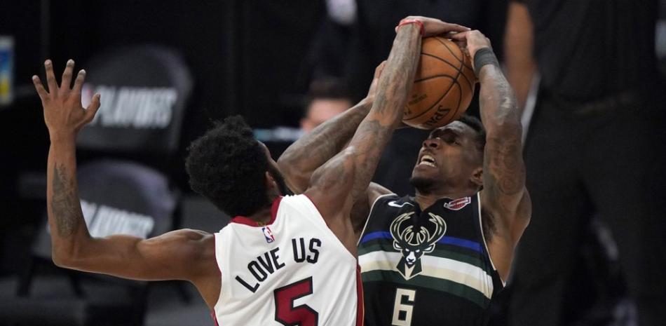 El Heat de Miami y Milwaukee Bucks se enfrascaron en una cerrada lucha por el partido.