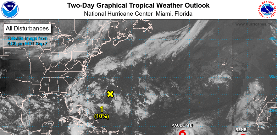 Mapa que muestra la posición de la tormenta Paulette y la depresión tropical número 18, nombrada recientemente como "René". / Foto: NHC