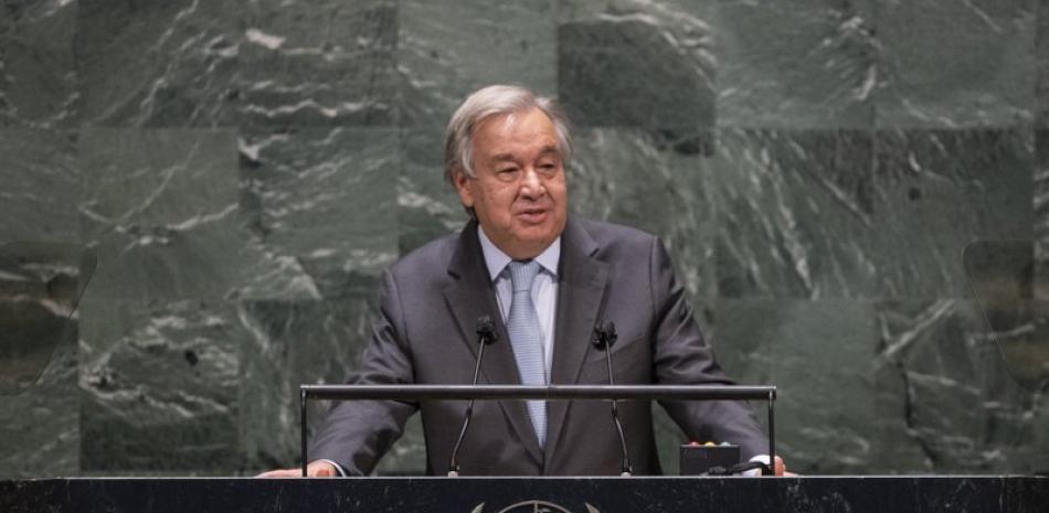En esta imagen, proporcionada por Naciones Unidas, el secretario general de la ONU, António Guterres, interviene en la 75ma sesión de la Asamblea General de la ONU, el 22 de septiembre de 2020, en la sede de la institución, en Nueva York. (Eskinder Debebe/ONU via AP)