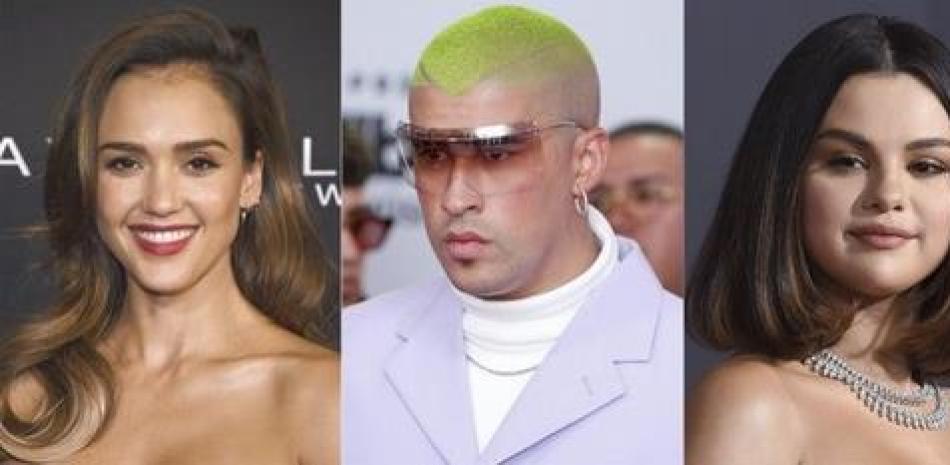 Desde la izquierda, la actriz Jessica Alba, el músico puertorriqueño Bad Bunny, la cantante y actriz Selena Gómez y la cantante Linda Ronstadt, quienes estuvieron entre los homenajeados de este año en los Premios de la Herencia Hispana. (AP Foto)