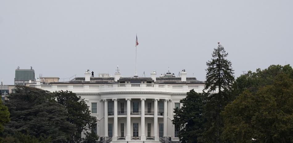El lado sur de la Casa Blanca vista desde el parque Elipse, en Washington, el sábado 10 de octubre de 2020. (Stefani Reynolds/The New York Times)