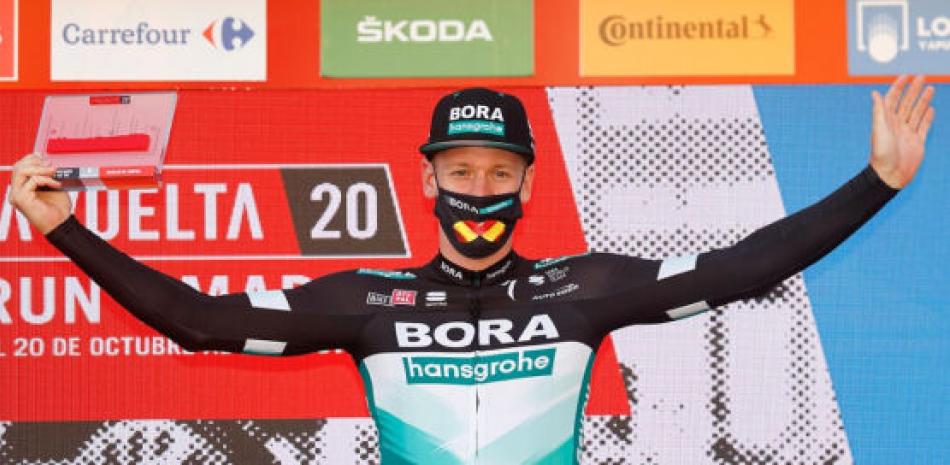 El alemán Pascal Ackermann fue proclamado ganador de la etapa de este jueves de la Vuelta a España.
