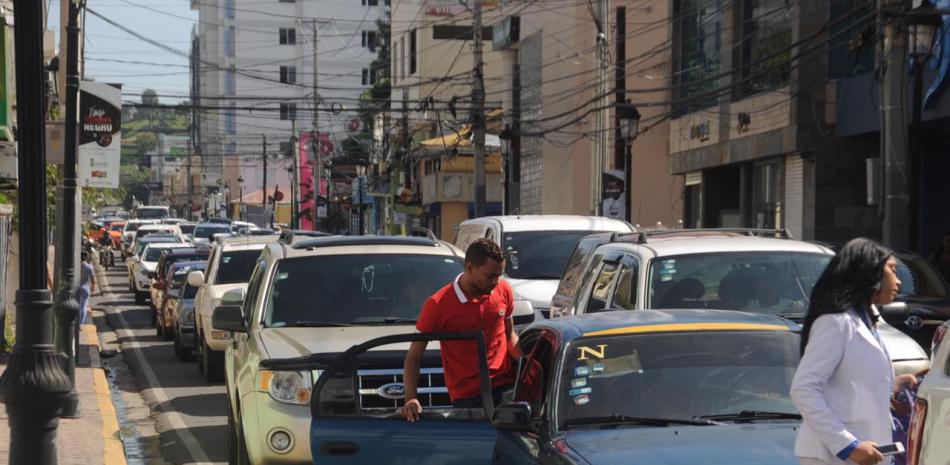 Las rutas en Santiago han sido acortadas por los sindicatos de transportistas. ONELIO DOMÍNGUEZ/LISTÍN DIARIO