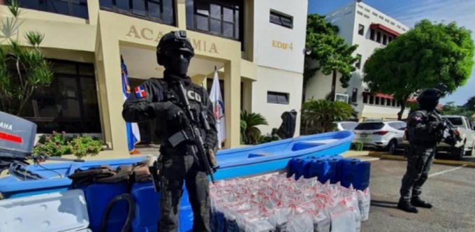 El pasado miércoles, unos 362 paquetes presumiblemente cocaína, en una operación de interdicción en el área de playa del municipio de Paya, Baní, provincia Peravia