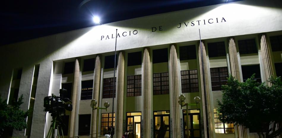 Panorama de las afueras del Palacio de justicia del DN/ Foto: Glauco Moquete