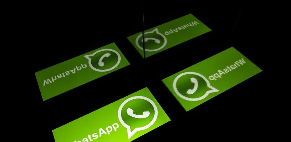 El logo del servicio de mensajería móvil WhatsApp en la pantalla de una tableta en Toulouse, suroeste de Francia.

Foto: LIONEL BONAVENTURE / AFP