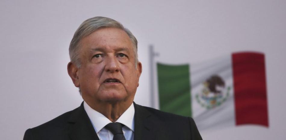 El presidente mexicano Andrés Manuel López Obrador encabeza la ceremonia por el segundo año de su presidencia país, en el Palacio Nacional en Ciudad de México, el martes 1 de diciembre de 2020.

Foto: AP/Marco Ugarte