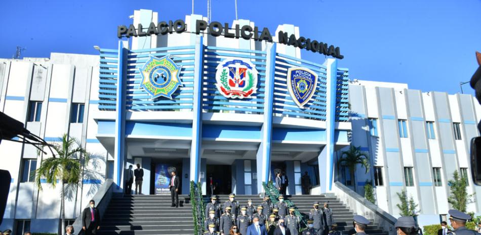 El presidente Luis Abinader le dijo a los agentes que la reforma policial se hará a través de una ruta crítica en los próximos años para que la inseguridad en el país sea una cosa del pasado. RAÚL ASENCIO/LISTÍN DIARIO