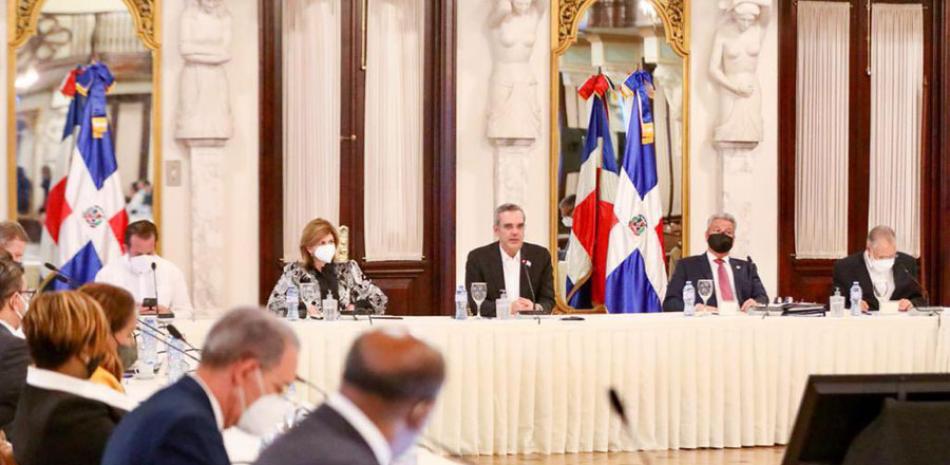 El presidente Luis Abinader encabezó la reunión realizada ayer en el Palacio Nacional.