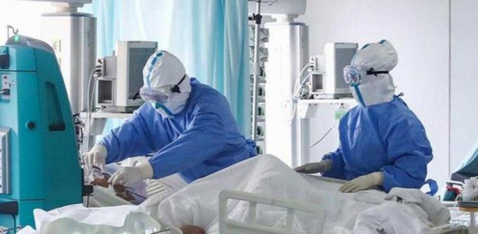 Se registran 322 personas ingresadas en cuidados intensivos a causa del virus.