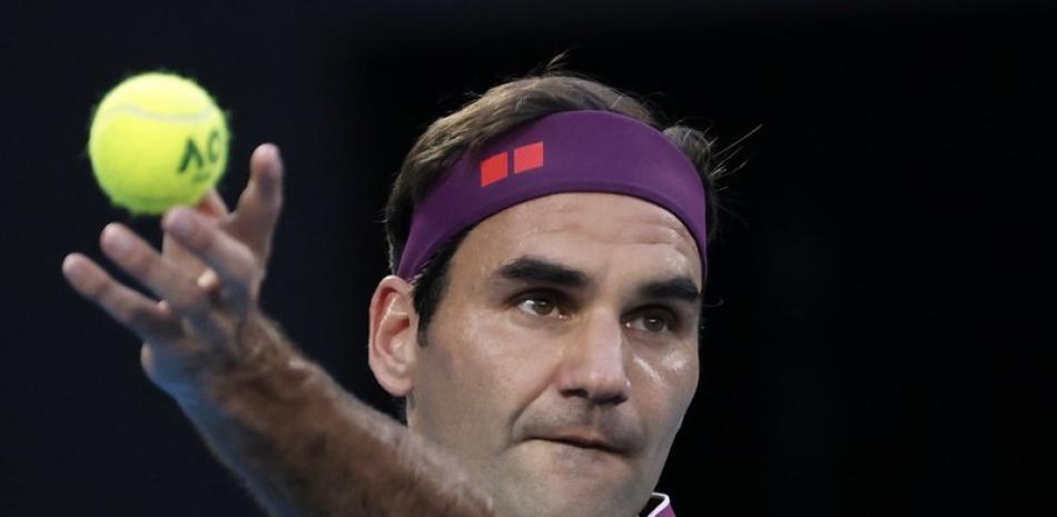 El tenista suizo Roger Federer en el encuentro ante el serbio Novak Djokovic en el Abierto de Australia 2020.