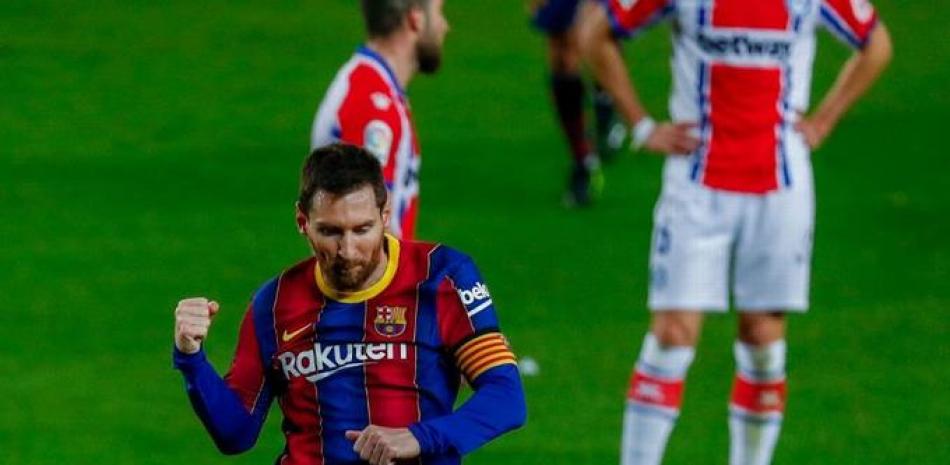 Lionel Messi firmó doblete en la goleada del club blaugrana sobre el Alavés.