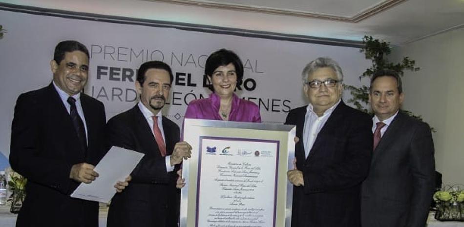 Pie de foto: Leonte Brea mereció en 2014 el Premio Eduardo León Jimenes por su libro “El político”. (archivo LD).