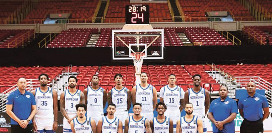 Integrantes del equipo dominicano que vio acción el pasado viernes en la ventana clasificatoria de la FIBA para la Americup del próximo año.