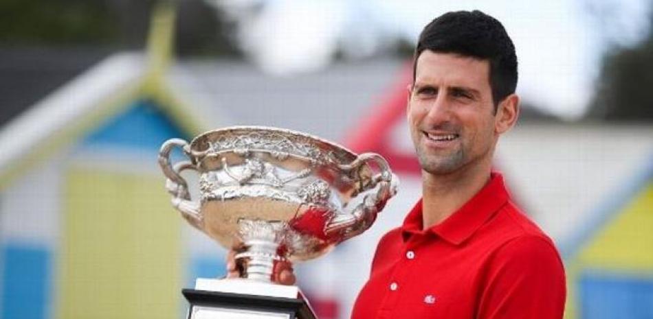 Novak Djokovic alcanzó a Roger Federer con 310 semanas en la cima del ranking ATP.