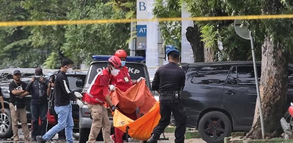 Hay al menos 2 muertos y 20 heridosMaysudi S. Firmansyah / AP