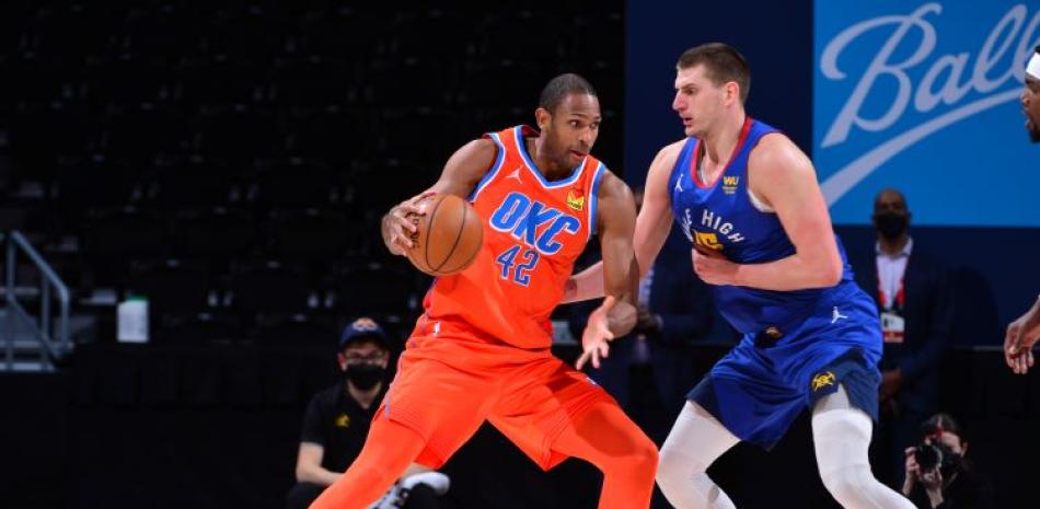 Al Horford llegó al equipo del Thunder en un cambio en la temporada de receso desde los Sixers de Filadelfia. (Photo by Bart Young/NBAE via Getty Images)