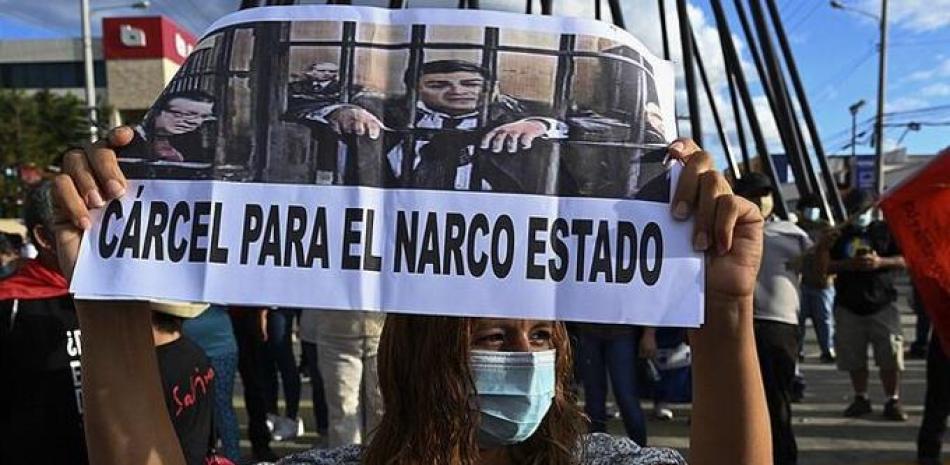 Grupos civiles piden renuncia de presidente de Honduras. AFP