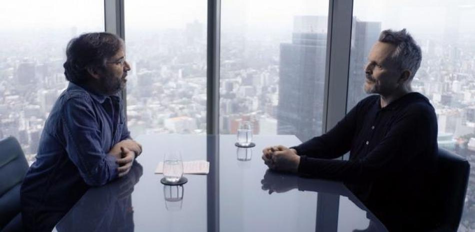 Miguel Bosé durante la entrevista concebida a Jordi Évole, la que será emitida por el canal español La Sexta.