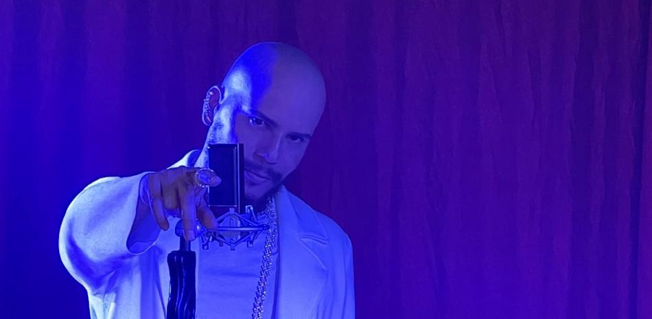 El cantante puertorriqueño Alesi Díaz promueve el estreno de su cuarto tema musical titulado “Si no tengo tu amor”, a ritmo de merengue.