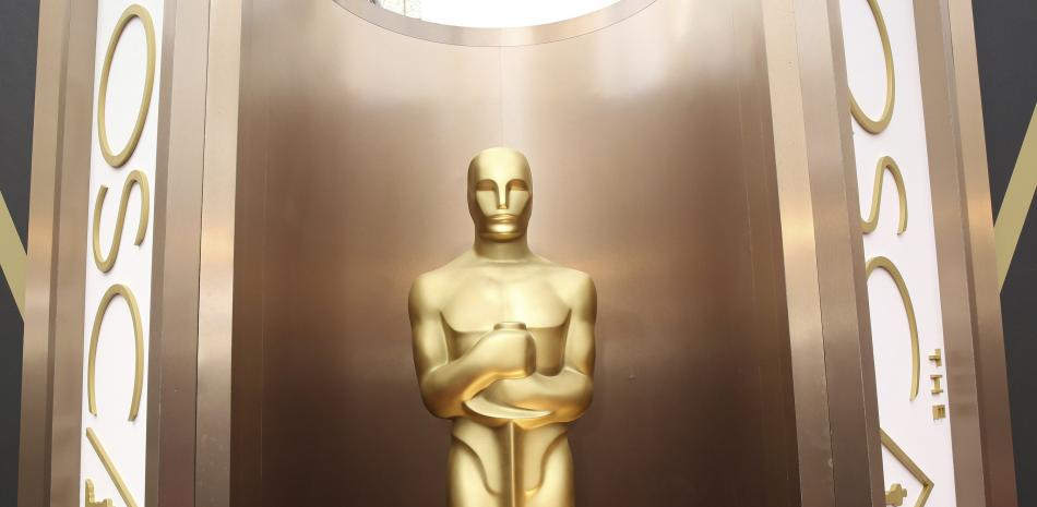 En esta foto del 2 de marzo de 2014, una estatua del Oscar en el Teatro Dolby en Los Angeles.

Foto: Matt Sayles/Invision/AP