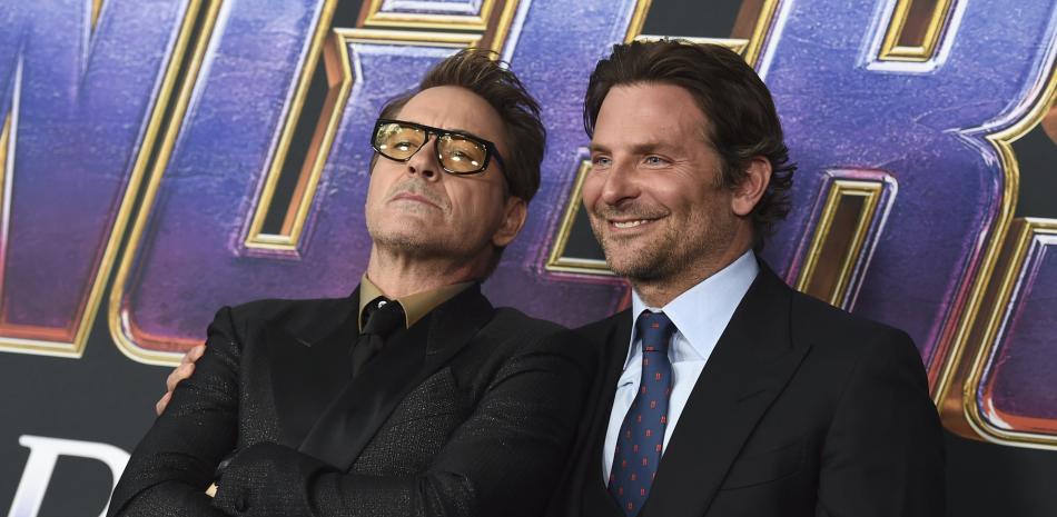 Robert Downey Jr., izquierda, y Bradley Cooper llegan al estreno de "Avengers: Endgame" en el Centro de Convenciones de Los Ángeles el lunes 22 de abril de 2019.

Foto: Jordan Strauss / Invision / AP
