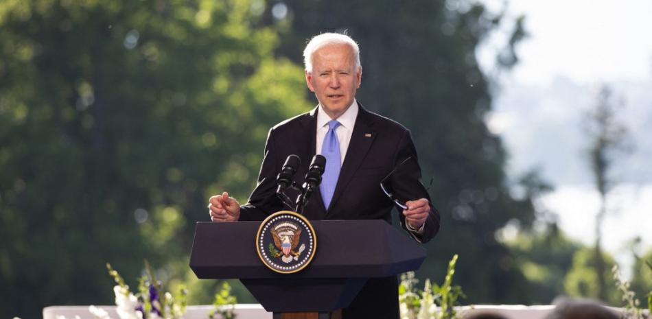 El presidente de Estados Unidos, Joe Biden, ofrece una conferencia de prensa después de la cumbre entre Estados Unidos y Rusia en Ginebra el 16 de junio de 2021. PETER KLAUNZER / PISCINA / AFP