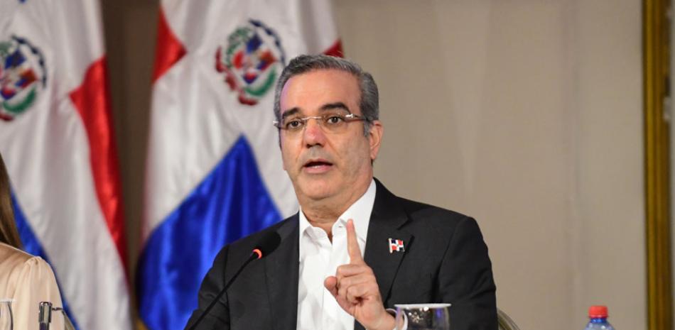 El presidente Luis Abinader propuso un acuerdo nacional para sobrevivir a la crisis.