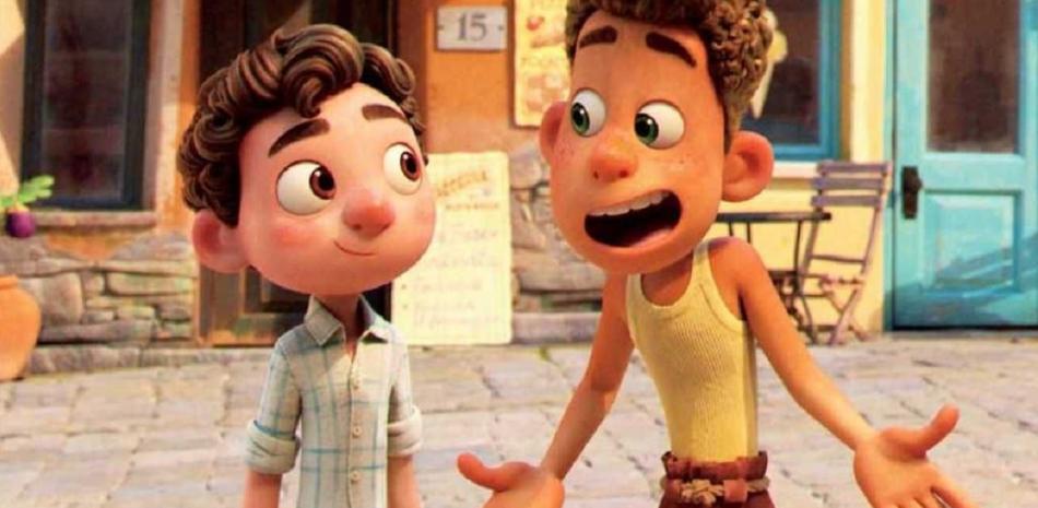 "Luca" es la nueva película de Pixar. Es un film animado que se enfoca en dos niños que buscan disfrutar de un verano en la costa italiana.