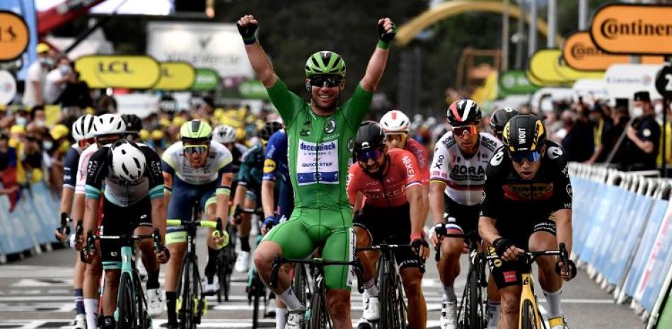 Mark Cavendish reacciona luego de su victoria en la epata xx del Tour de Francia.