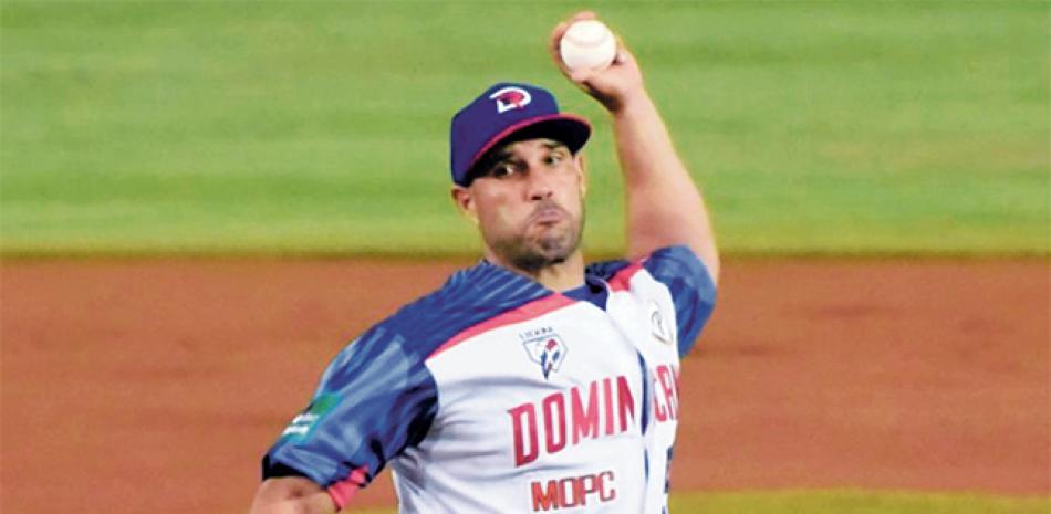 Raúl Valdés retorna ya de manera oficial con el equipo dominicano.