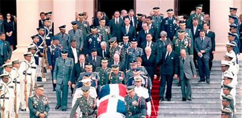 Funeral de Estado al expresidente Joaquín Balaguer, fallecido el 14 de julio de 2002.