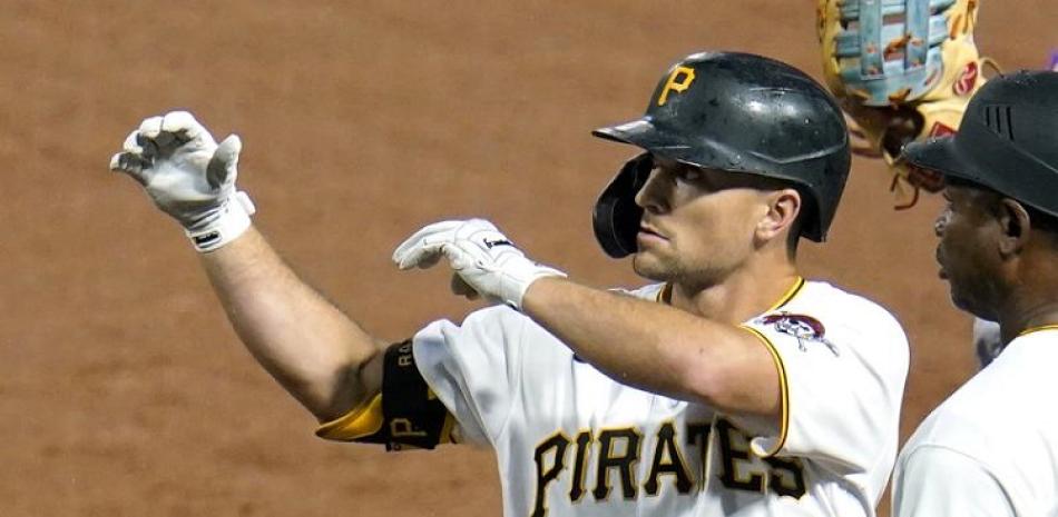 Adam Frazier, de los Piratas de Pittsburgh celebra tras remolcar dos carreras ante los Mets de Nueva York, el pasado día 16 de julio.