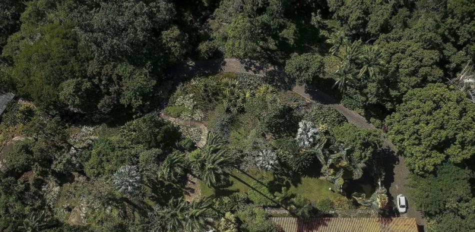 Vista aérea de la famosa casa del paisajista brasileño Roberto Burle Marx (1909-1994), a la afueras de Río de Janeiro. EFE/Antonio Lacerda/ Archivo