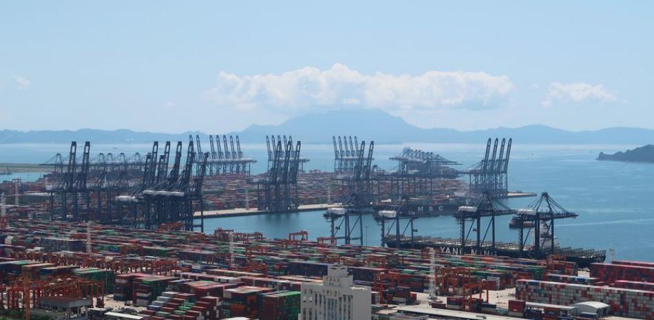 Foto de referencia. Puerto Yantian ubicado en Shenzhen en la provincia de Guangdong, China. REUTERS/Martin Pollard/File Photo