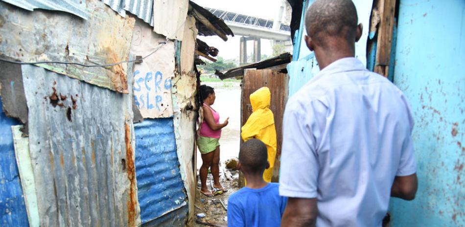 En La Ciénaga sintieron los efectos de la tormenta Fred, pero lamentaron la ausencia de las autoridades. RAÚL ASENCIO/LISTÍN DIARIO