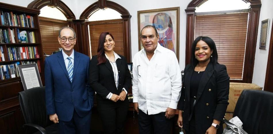 Luis Felipe Aquino, Jenny Lovera, Miguel Franjul y  Millizen Uribe.