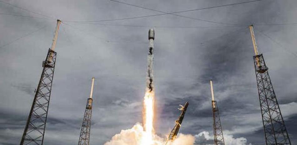 Despegue de un cohete Falcon 9 SpaceX