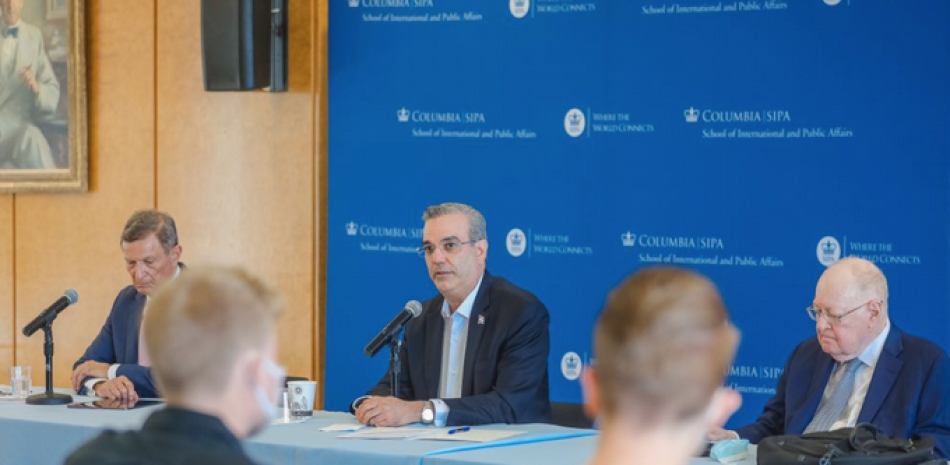 El presidente Luis Abinader habló en el World Leaders Forum de Columbia University, en el Consejo de Las Américas.