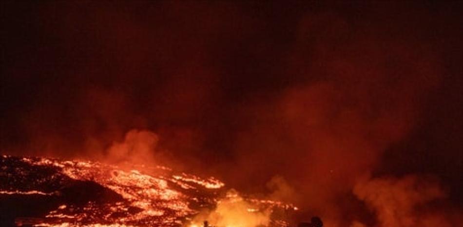 La nueva colada de lava del volcán de Cumbre Vieja, a 25 de septiembre de 2021, en La Palma, Islas Canarias (España). 

Foto: Kike Rincón/ Europa Press
