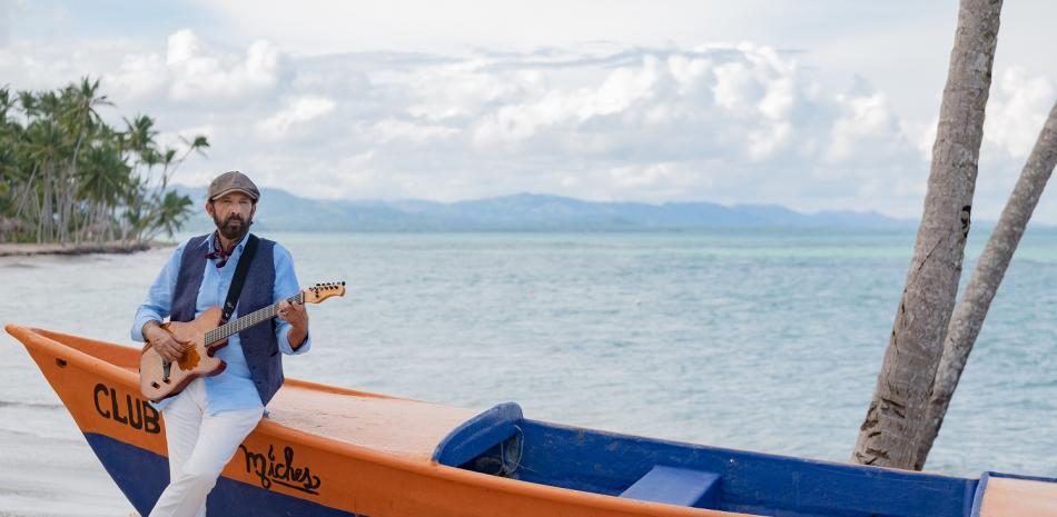 Las presentaciones de Juan Luis Guerra serán cuatro, cada sábado de febrero y servirá como lanzamiento de la nueva gira del artista titulada “Entre Mar y Palmeras”.