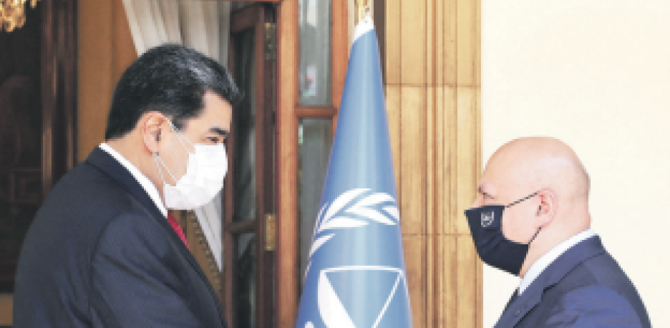 Nicolás Maduro y Karim Khan se reunieron en Caracas.
