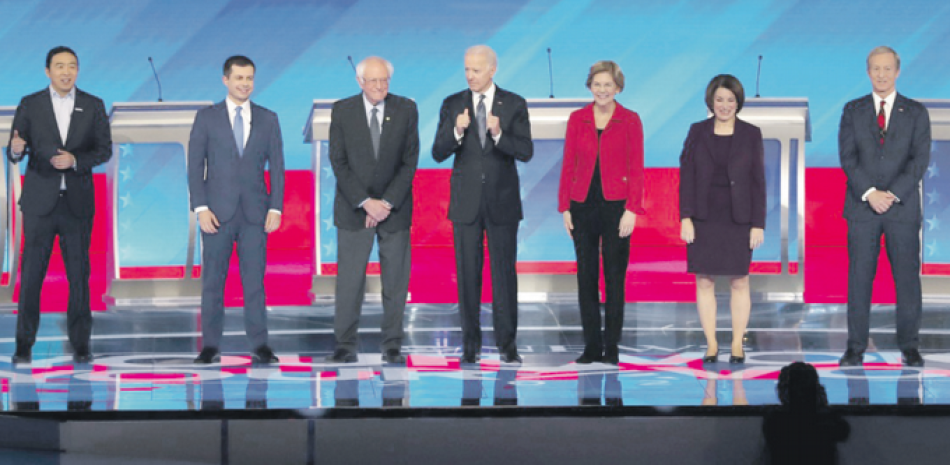 El Partido Demócrata fue tomado por sorpresa, en gran medida por los debates en las escuelas, lo que ahora ha dado impulso a los republicanos.